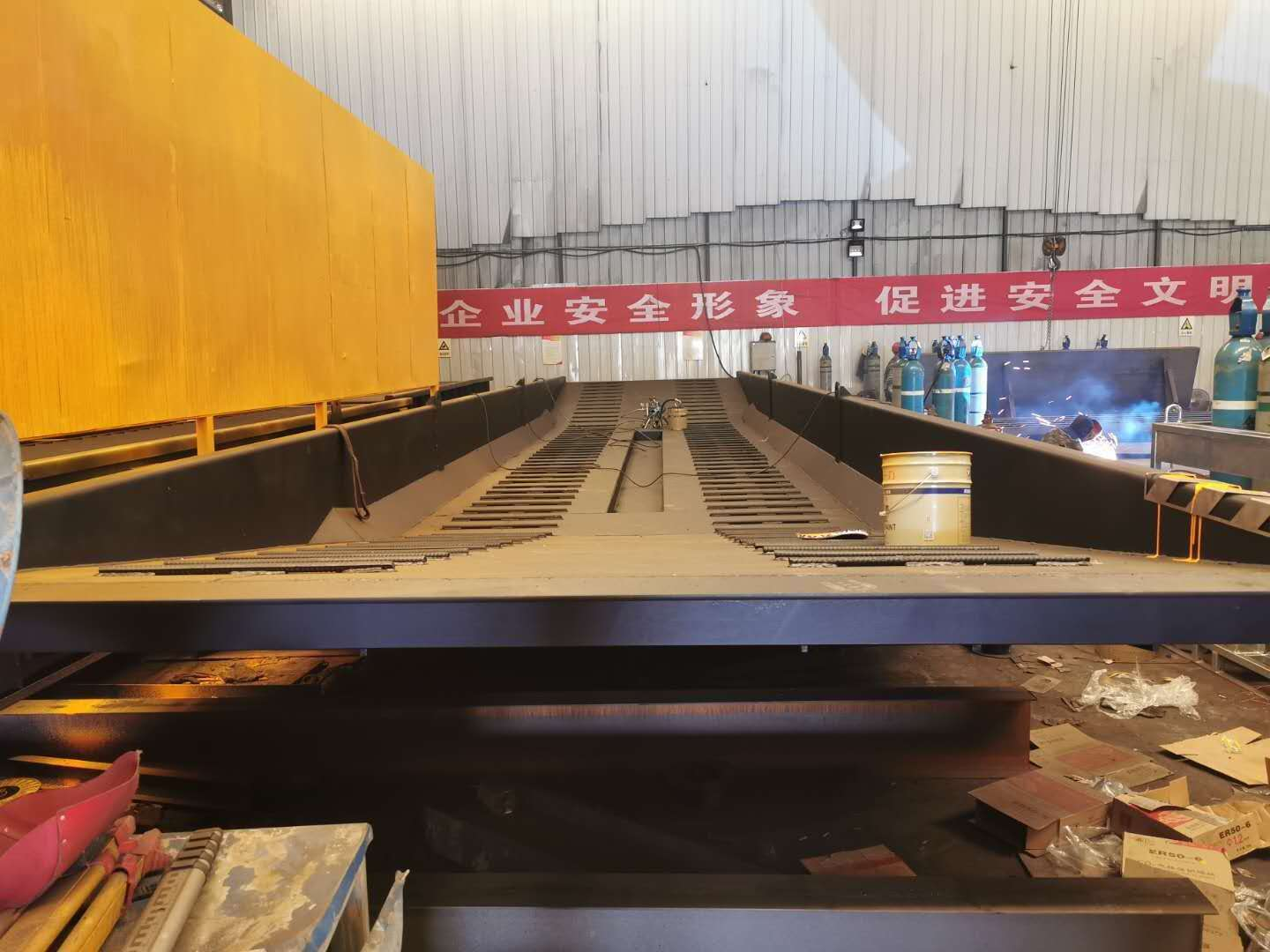 1-22050614542EK.jpg